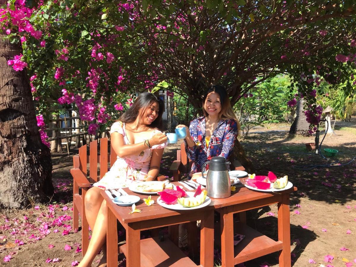 Mustika Ocean Lodge Gili Air Dış mekan fotoğraf