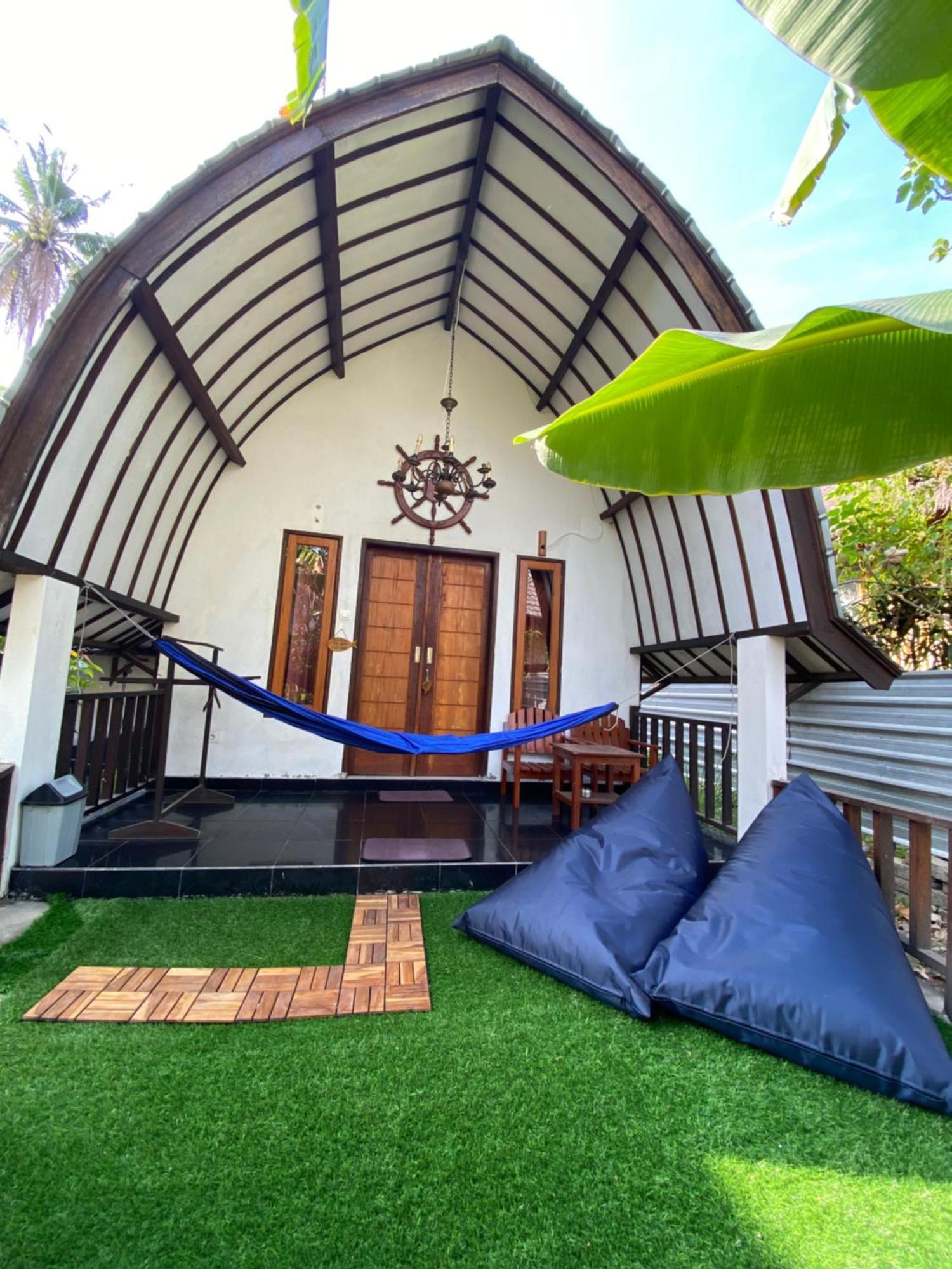 Mustika Ocean Lodge Gili Air Dış mekan fotoğraf