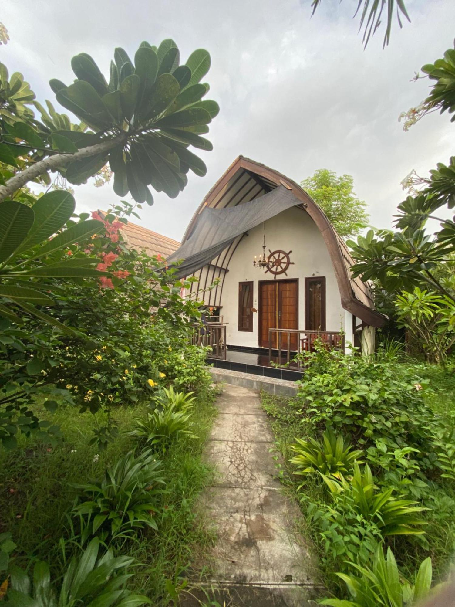 Mustika Ocean Lodge Gili Air Dış mekan fotoğraf