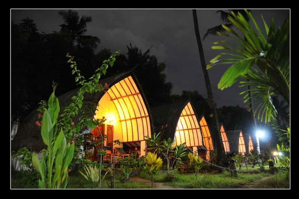 Mustika Ocean Lodge Gili Air Dış mekan fotoğraf